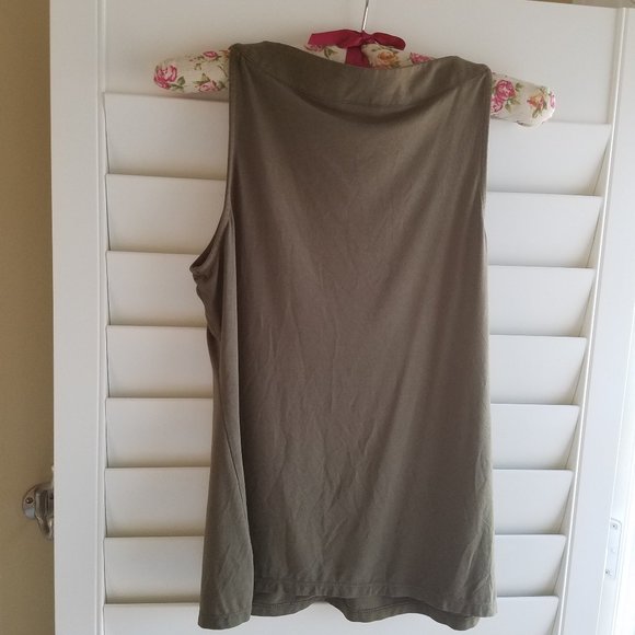 V-neck Sleeveless Solid Ruched Tank Top Ann Taylor - Picture 4 of 4